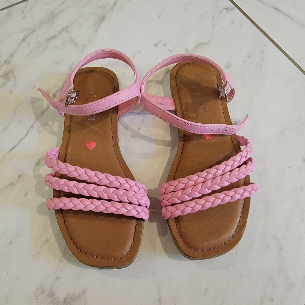 Steve Madden Girls Georgia Flat Pink Sandals (size 13)